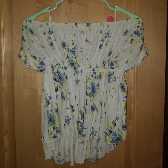 Free People Floral Off the Shoulder Top - Picture 2 of 4